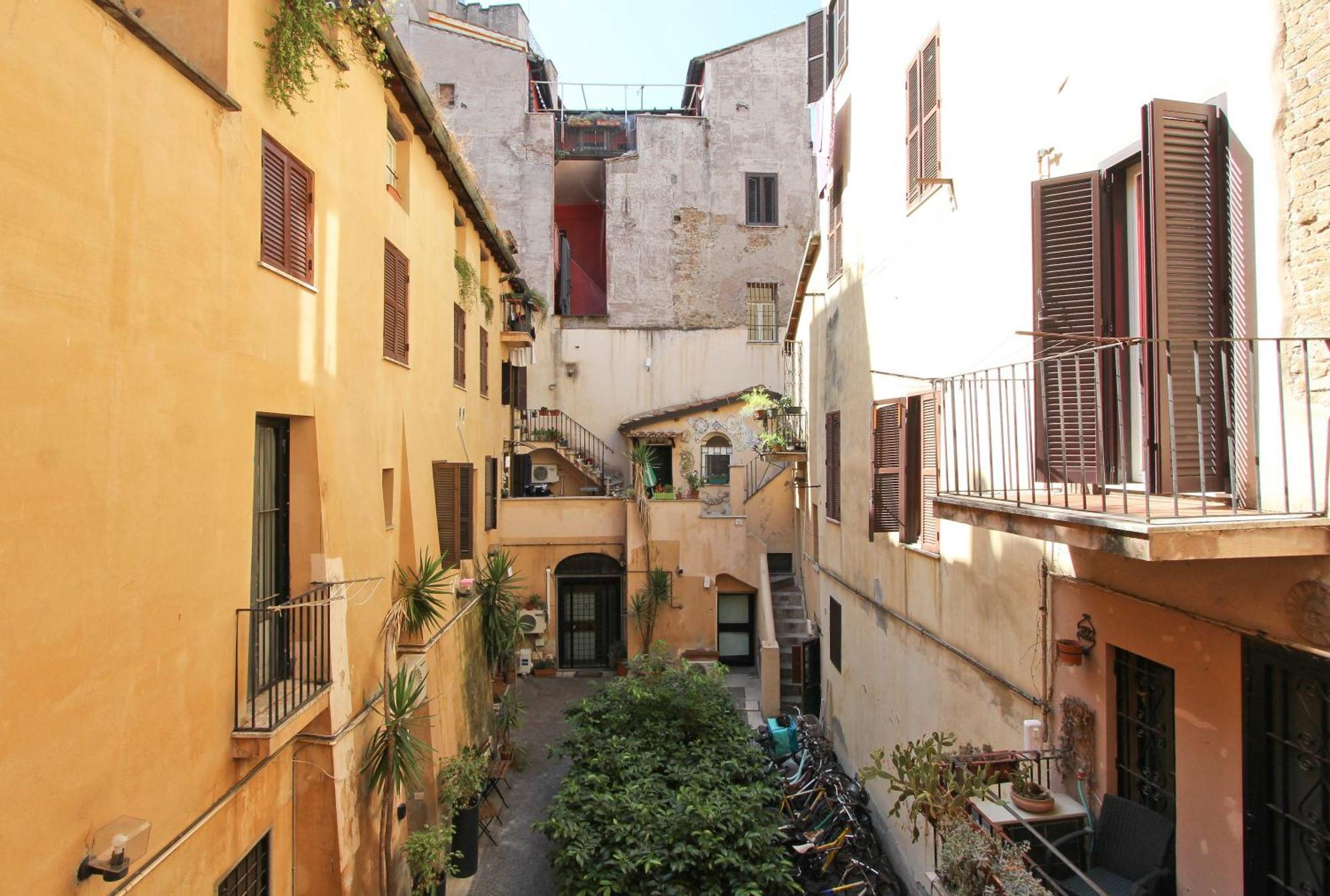 Campo De Fiori - Loft In Originario Anfiteatro Apartamento *